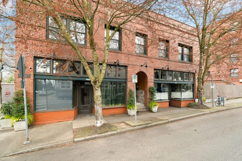 Wellesley Annex Apartments